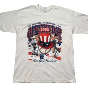 Vintage Bootleg New York Yankees 2002 Opening Day T Shirt (Size XL)